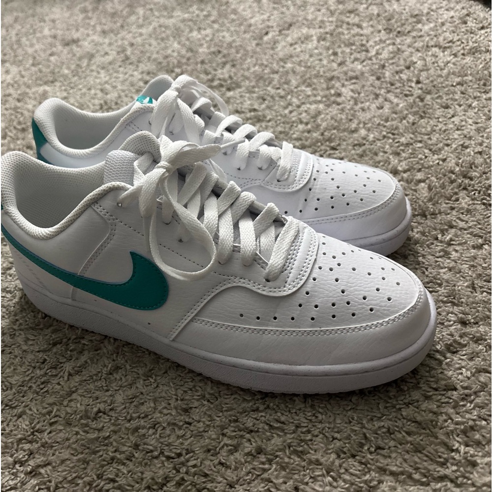Nike dunks white and teal